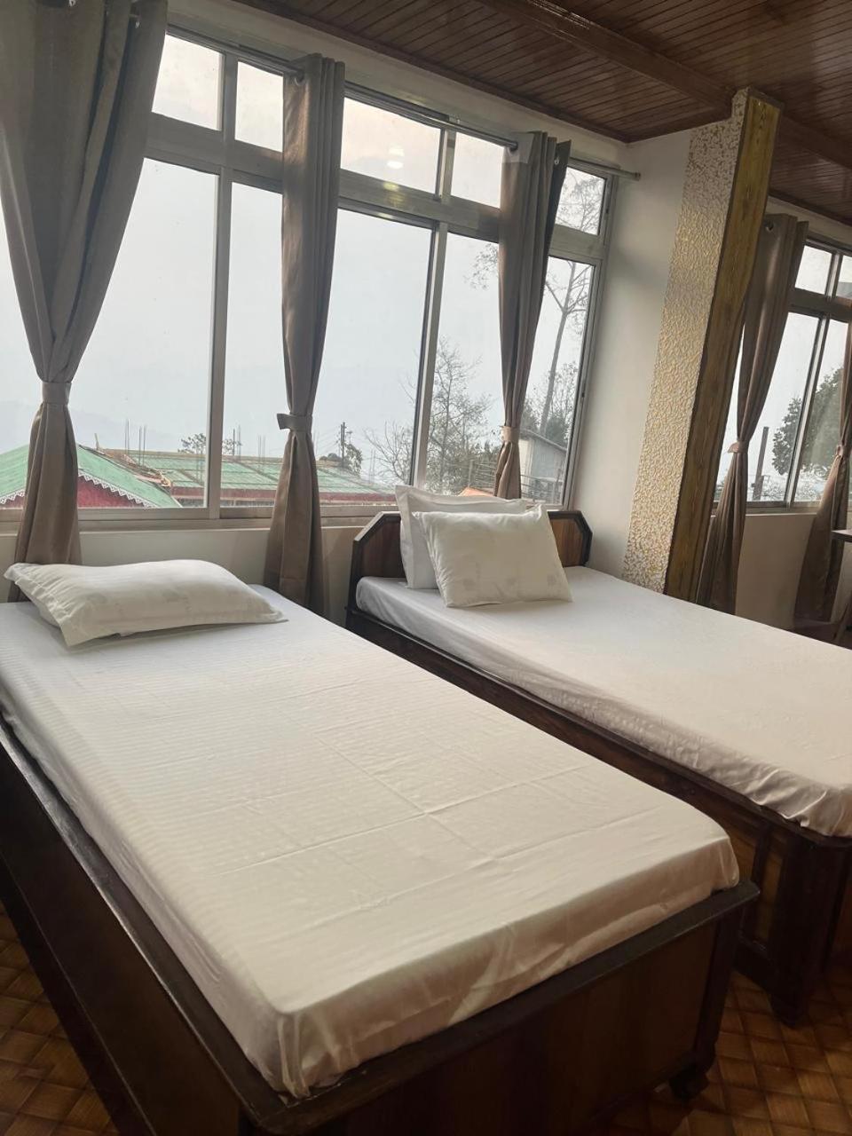 Munglan Homestay ดาร์จีลิง ภายนอก รูปภาพ